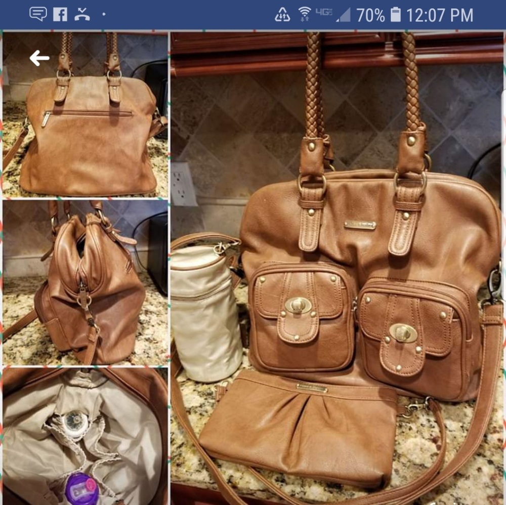 Diaper bag timing & leslie